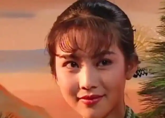 甄嬛传女演员早期颜值对比,槿汐姑姑年龄成谜,眉庄姐姐虎牙还在