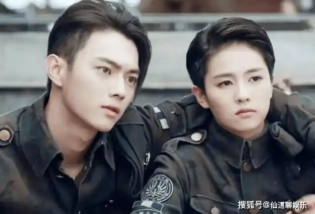 许凯白鹿关系曝光,亲密互动早有暗示,双双取关欲盖弥彰_网友_合作