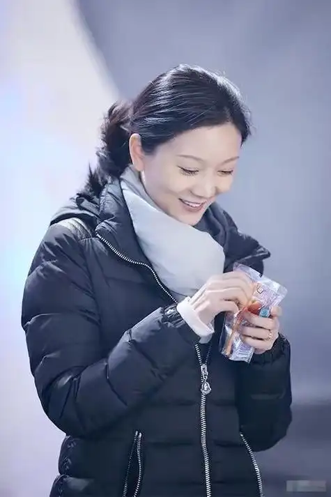 张艺谋妻子陈婷发文:"对不起,我没有那么大的格局"|演员|娱乐圈|摄影