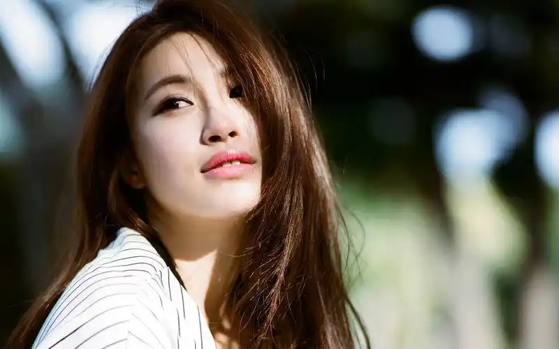 首页 桌面壁纸 美女壁纸 精选御姐范的校园气质女神养眼美女诱惑高清