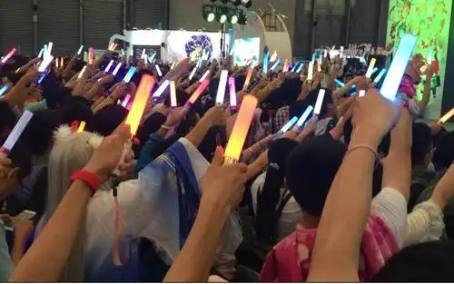 从bts到吴亦凡东亚应援文化撕裂了欧美音乐圈