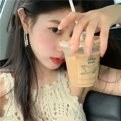 俏皮可爱的真人高颜值减龄女生头像 耐看气质型美女头像图片大全