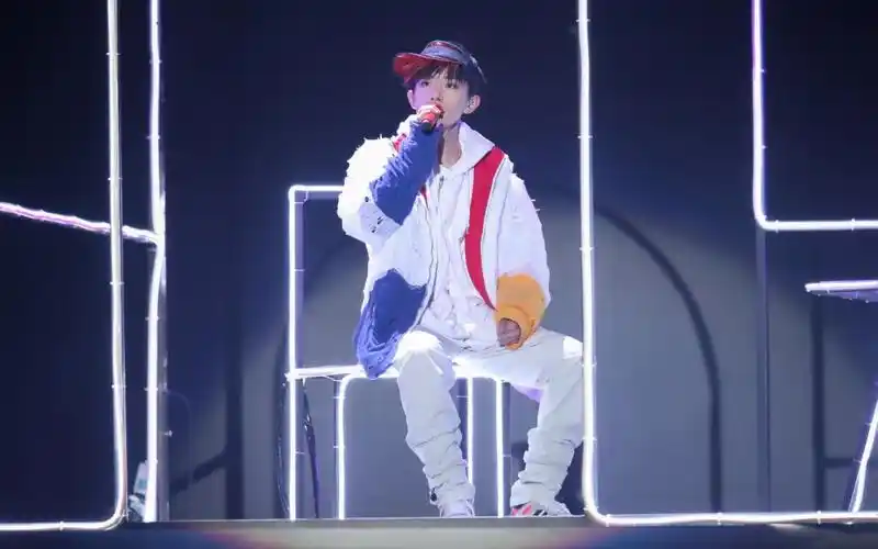 电脑平板电视机1440x900tfboys易烊千玺11壁纸