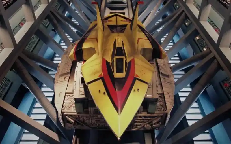 盘点迪迦奥特曼中的胜利队有哪些高端装备?