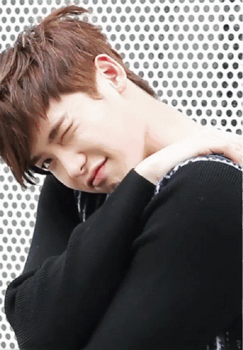 李钟硕gif眨眼gif卖萌gif帅气gif