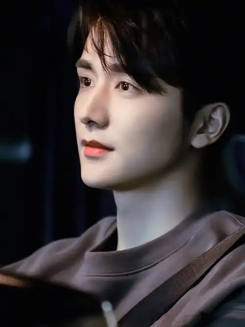 日常更新」张新成 -人间清醒