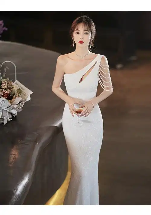 皮尔卡丹女装晚礼服女夏季轻奢小众高端设计感宴会主持人气质白色鱼尾