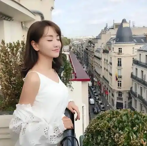 "最懒女星"杨蓉演戏当兼职,颁奖也不去,出道16年从不缺戏拍_陈晓和