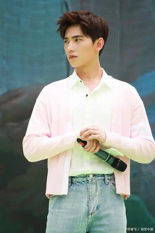 杨洋:是怎样从青涩少年蜕变成当红偶像的?