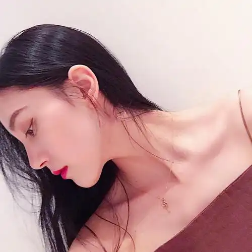 洝大人72侧脸女头