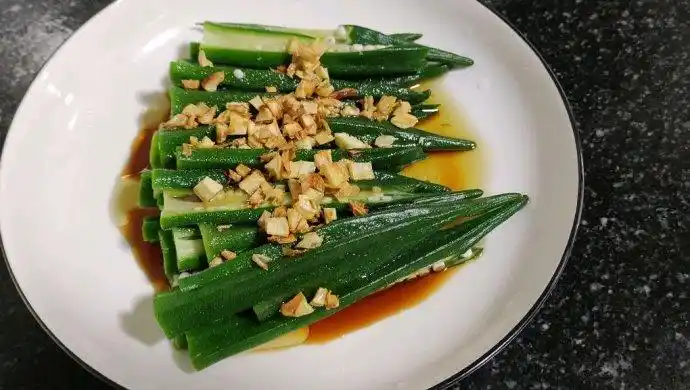 蒜泥秋葵怎么做_蒜泥秋葵的做法_豆果美食