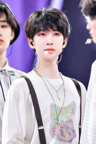 贺峻霖未来可期