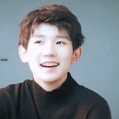 王源gif开心gif大笑gif