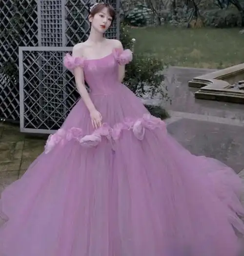 杨紫美出新高度:活动镜头下颜值能打,就连身材也大变样!