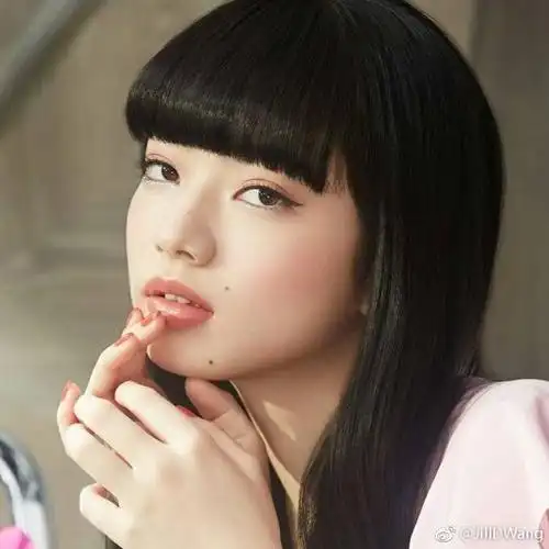 入门级厌世颜小松菜奈颓废媚眼