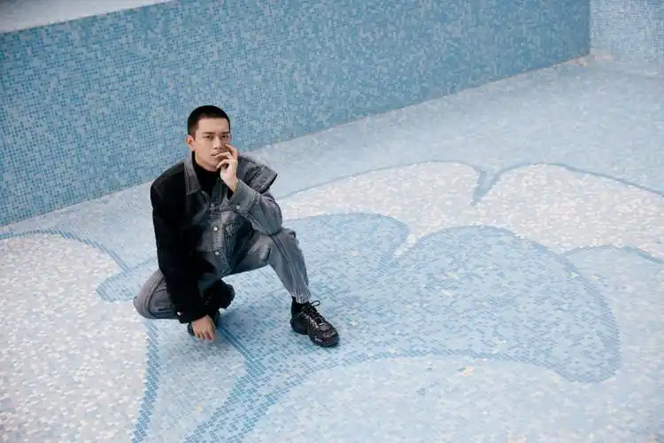 男 李现 > 李现寸头造型潮酷帅气图片写真(3/9)李现相关图片 推荐壁纸