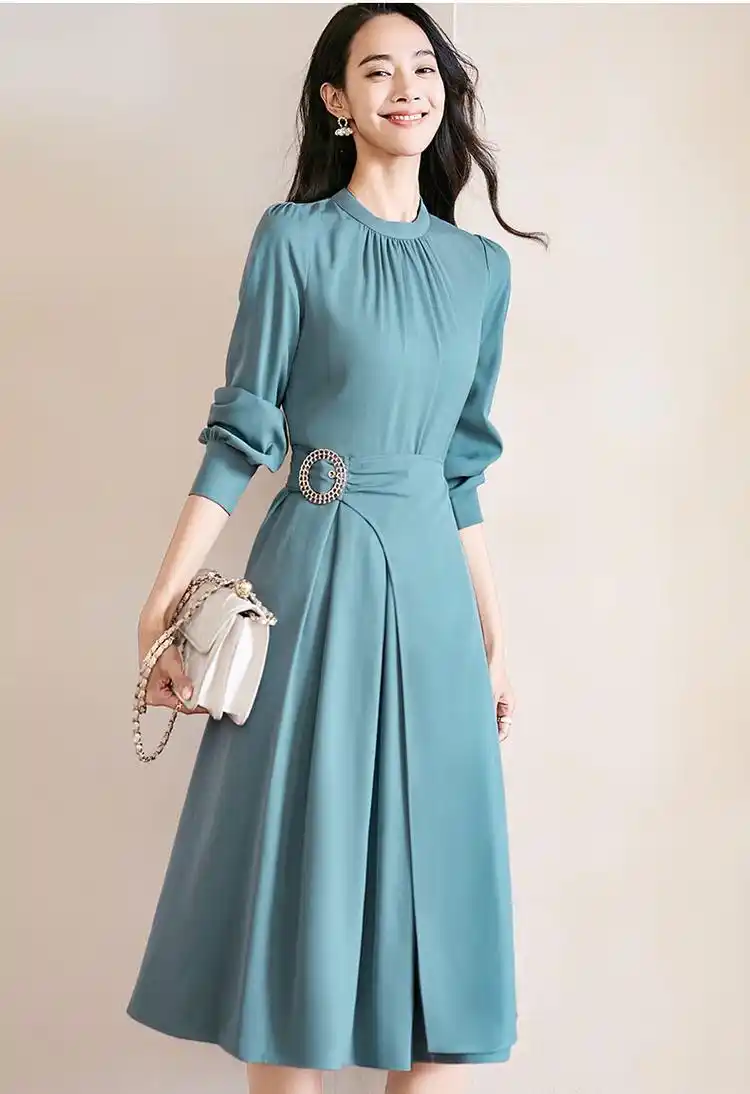 让人无法忽视的一条连衣裙,它的美,不仅仅是在外观上的美感