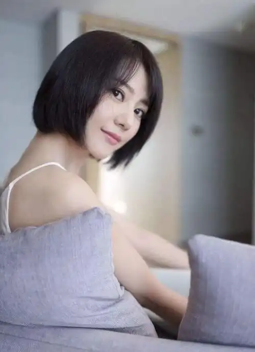 八位短发好看的女明星图片——八位短发好看的女明星-天晟网