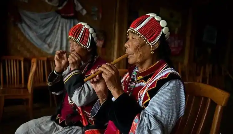 第一批非遗中的怒族语言正面临濒危