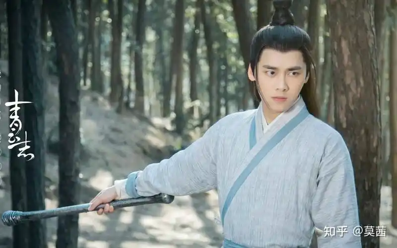 这部剧本来有爆火的潜质,但是被李易峰的演技给毁了.