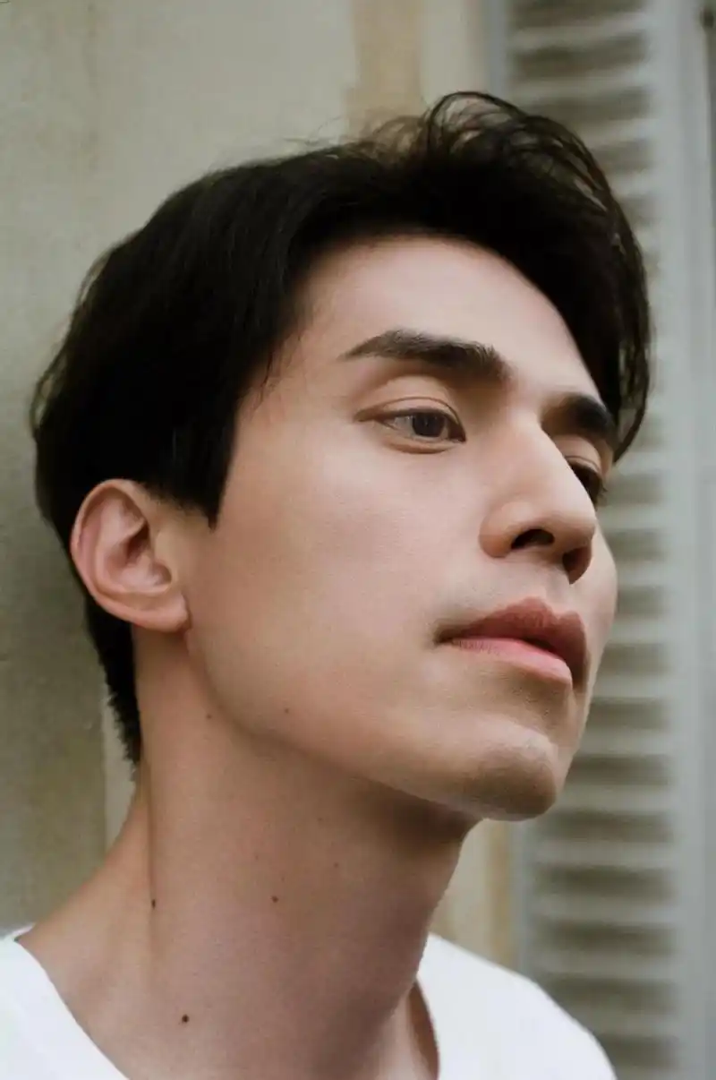 痣相图解|脖子周围长痣代表什么?对运势有什么影响?