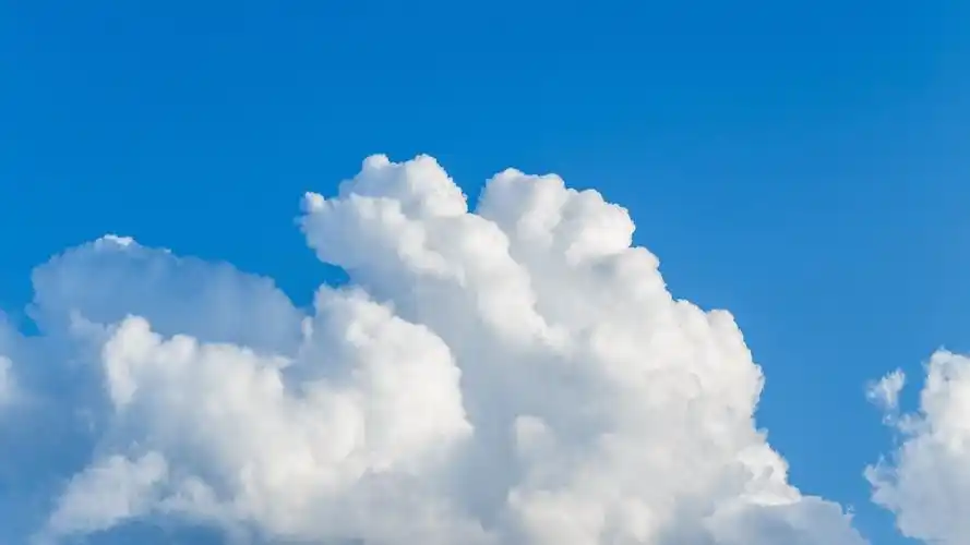 蓝天白云高清桌面壁纸