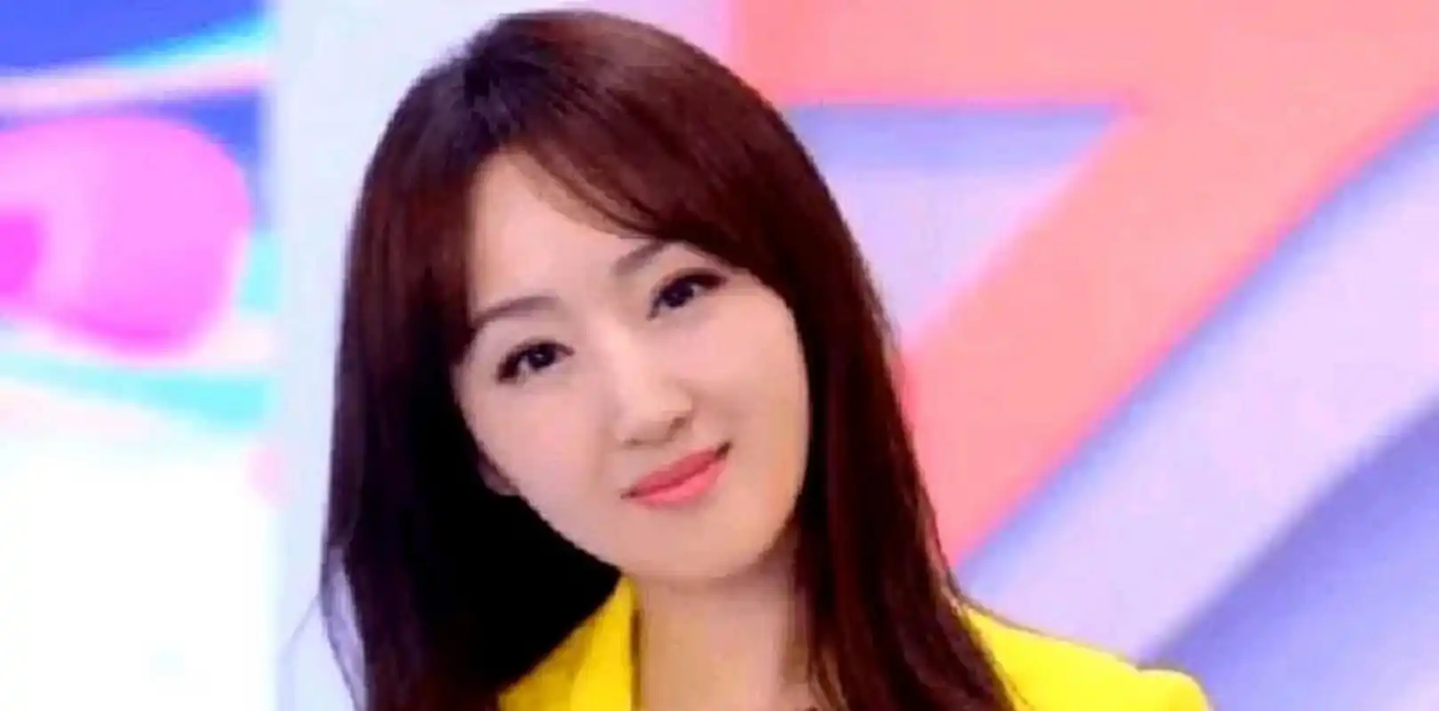 毕竟,杨钰莹作为80年代的代表性人物,以她那细致优美的音色和柔美雅致