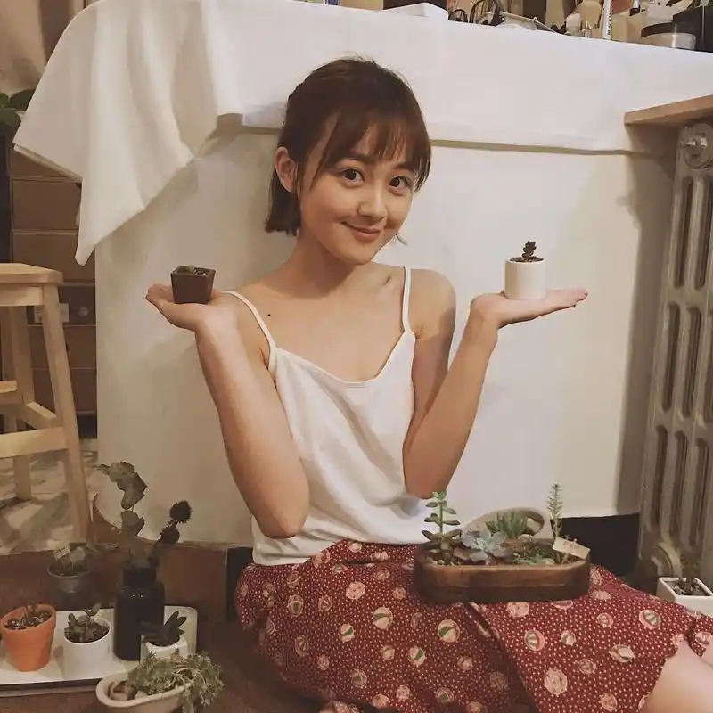 "多肉少女"林千鹿 灵动与呆萌并存