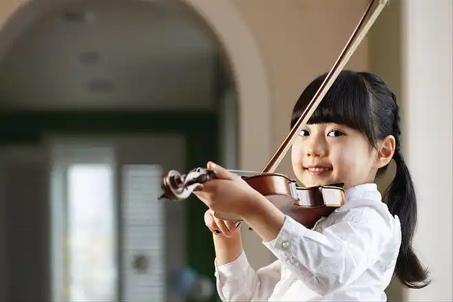 小提琴孩子