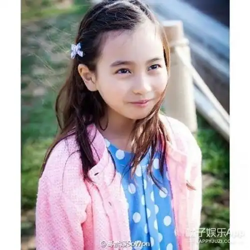 去年她参演过是金来沅和朴信惠的《doctors》,她饰演朴信惠的小时候.