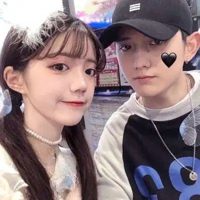 qq情侣头像恩爱幸福一对两张 好看的qq情侣头像大全