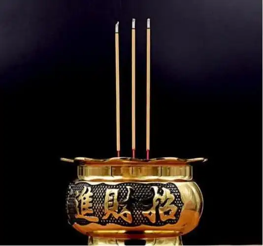 烧香为何一定是三根每根分别代表什么传统文化我们不得不知