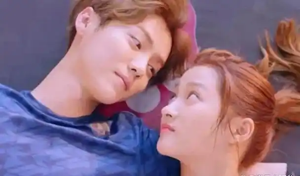 关晓彤,快管管你男友:34岁做直播的鹿晗,已彻底撒欢儿