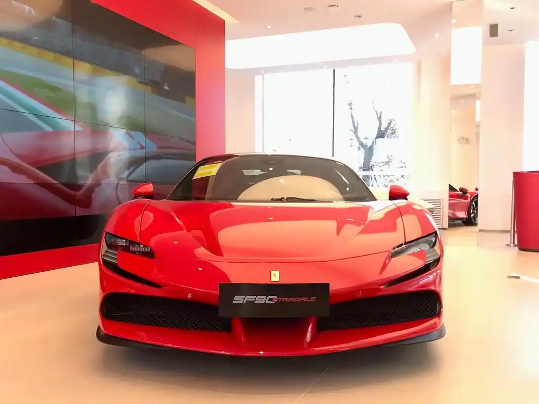 1000万以内最快法拉利sf90