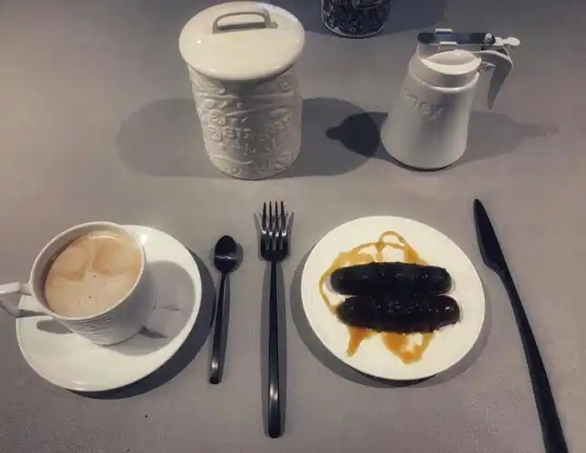 华晨宇晒豪华早餐百万网友围观这也太壕了贫穷限制我的想象