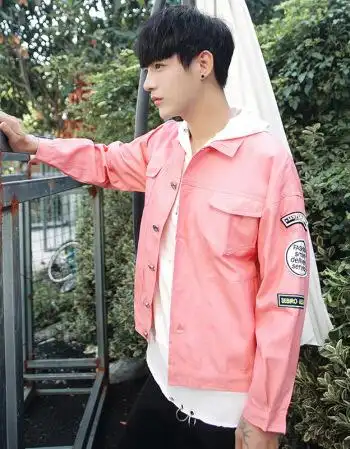 薄款2017秋款牛仔夹克外套衣服男棒球服刺绣休闲韩版男生短外套 粉色