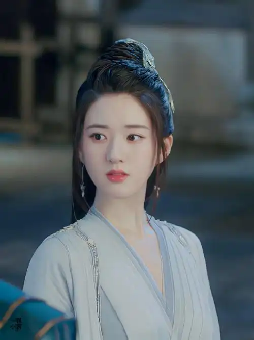 白风夕人形复印机##赵露思且试天下