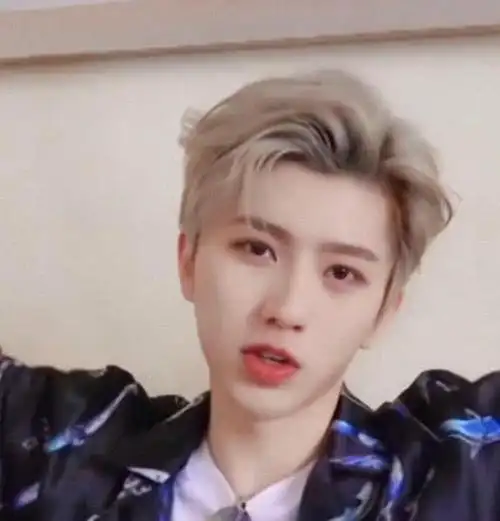 有一种"整容"叫蔡徐坤的不化妆,硬气十足,网友:早这样早火了