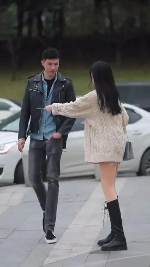 果然180的男生还是喜欢160的女生.