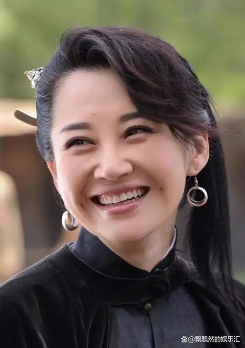 "酒窝美女"许晴,和她不结婚的秘密