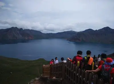 长白山天池游记……送给汽车之家十周年!河北33机车联盟你们好