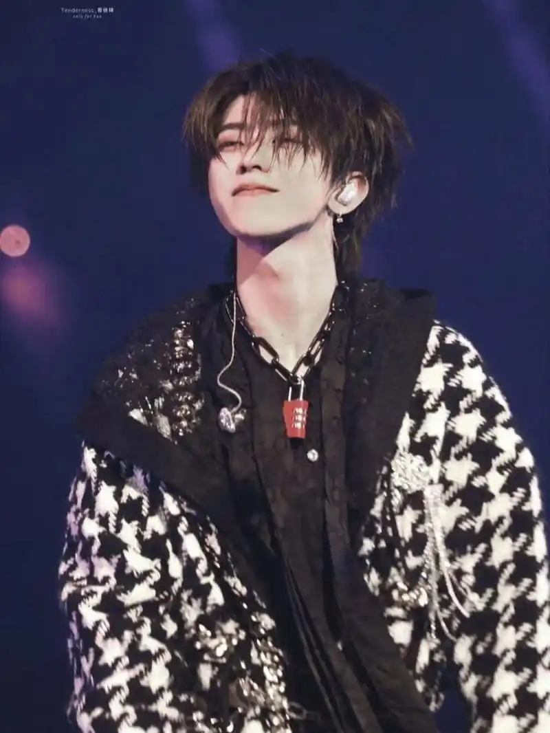 坤坤头像&壁纸&聊天背景