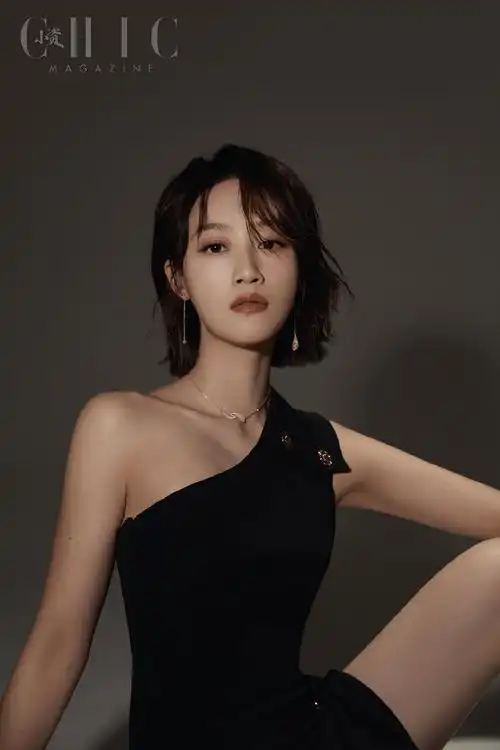 > 蓝盈莹时髦性感大片写真图片(6/9)