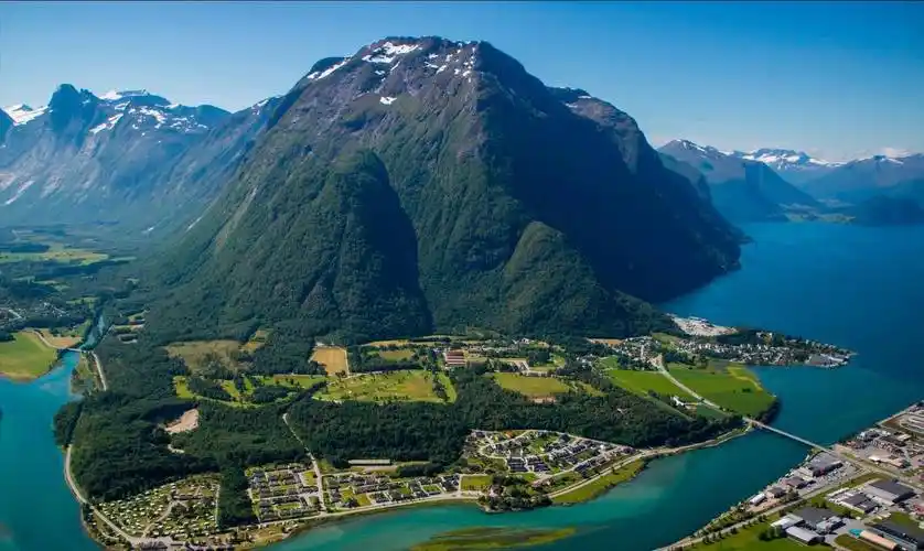 一段跨越近百年的约定,与中国结下不解之缘的"斯瓦尔巴群岛"