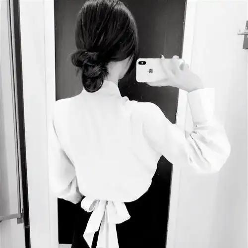 女生头像侧脸唯美长发黑白头像