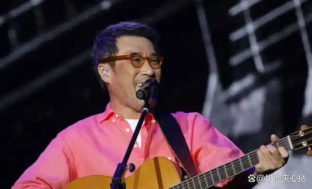 乔杉看偶像李宗盛演唱会开场就沦陷,妻子来不及安慰他也爆哭了