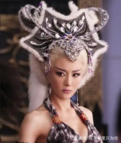 颖儿在王晶的电视版《封神榜》中饰演苏妲己