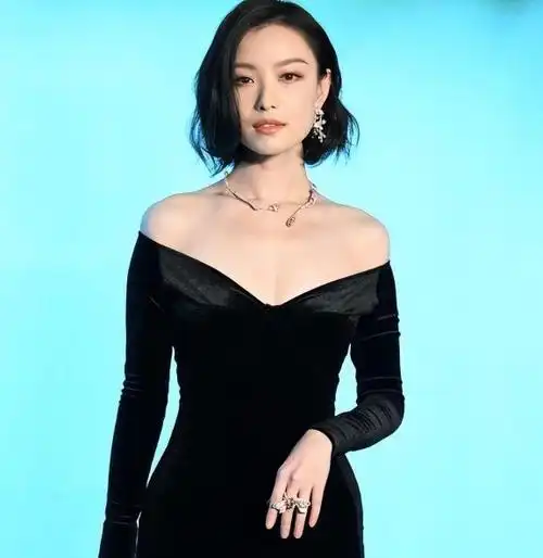 倪妮暗藏身份的上海之夜,所有人刮目相看,惊喜不已!