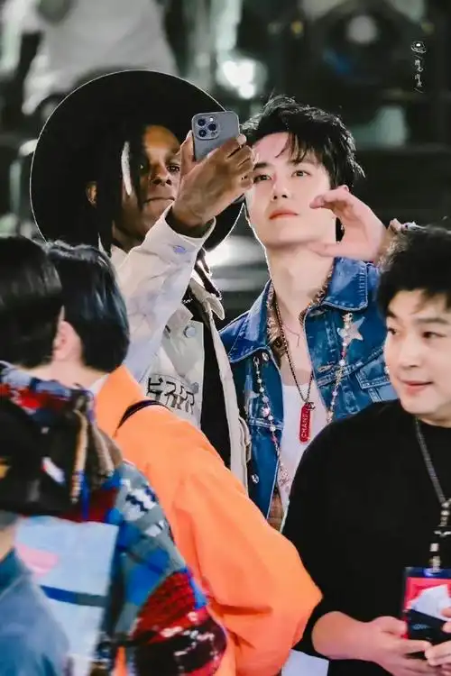 王一博街舞5合照合集