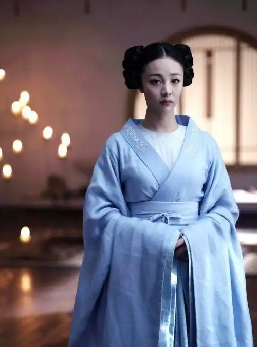 科班出身的她与关晓彤是好姐妹被于正中凭延禧攻略走红